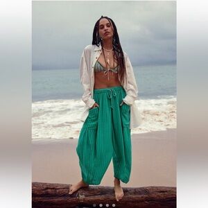 NWT FREE PEOPLE Quinn Striped Pants in Kelly Green Combo